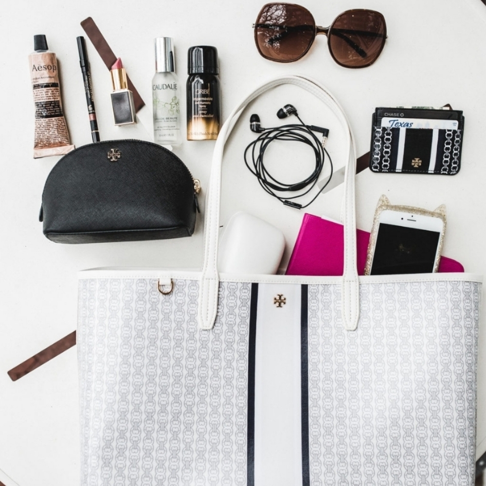Tory Burch Gemini Link Tote - Picture 3 of 16